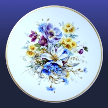 Plate flower painting by Petra kugelmeier